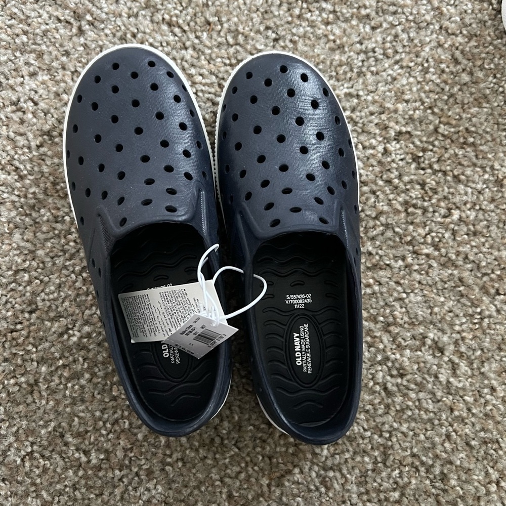 Kids old navy size 11
